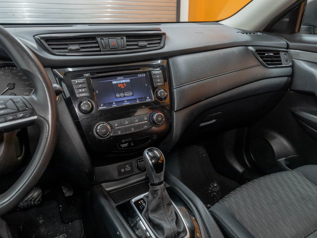 2018 Nissan Rogue in St-Jérôme, Quebec - 18 - w1024h768px