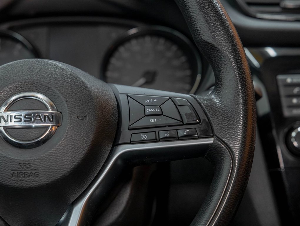 2018 Nissan Rogue in St-Jérôme, Quebec - 15 - w1024h768px