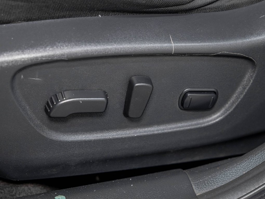 2018 Nissan Rogue in St-Jérôme, Quebec - 23 - w1024h768px