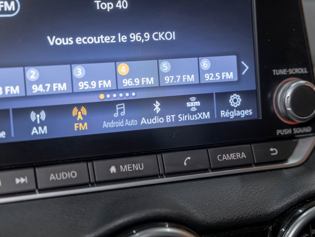 Nissan Sentra  2022 à St-Jérôme, Québec - 16 - w1024h768px
