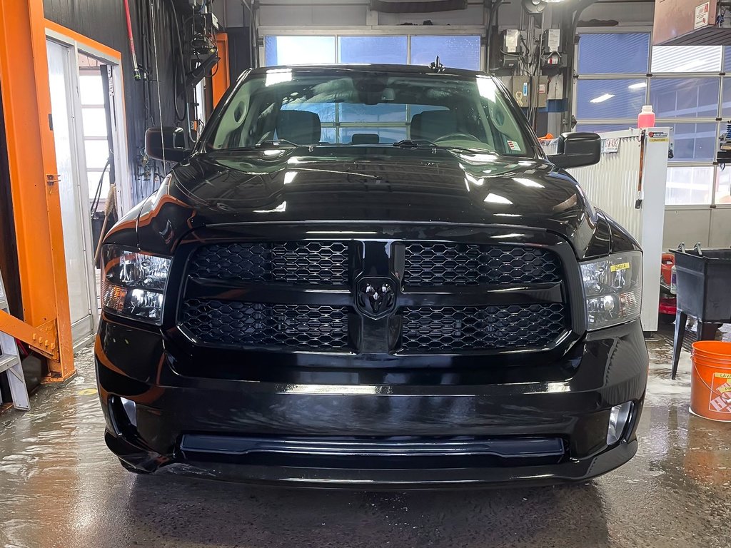 2021 Ram 1500 Classic in St-Jérôme, Quebec - 4 - w1024h768px