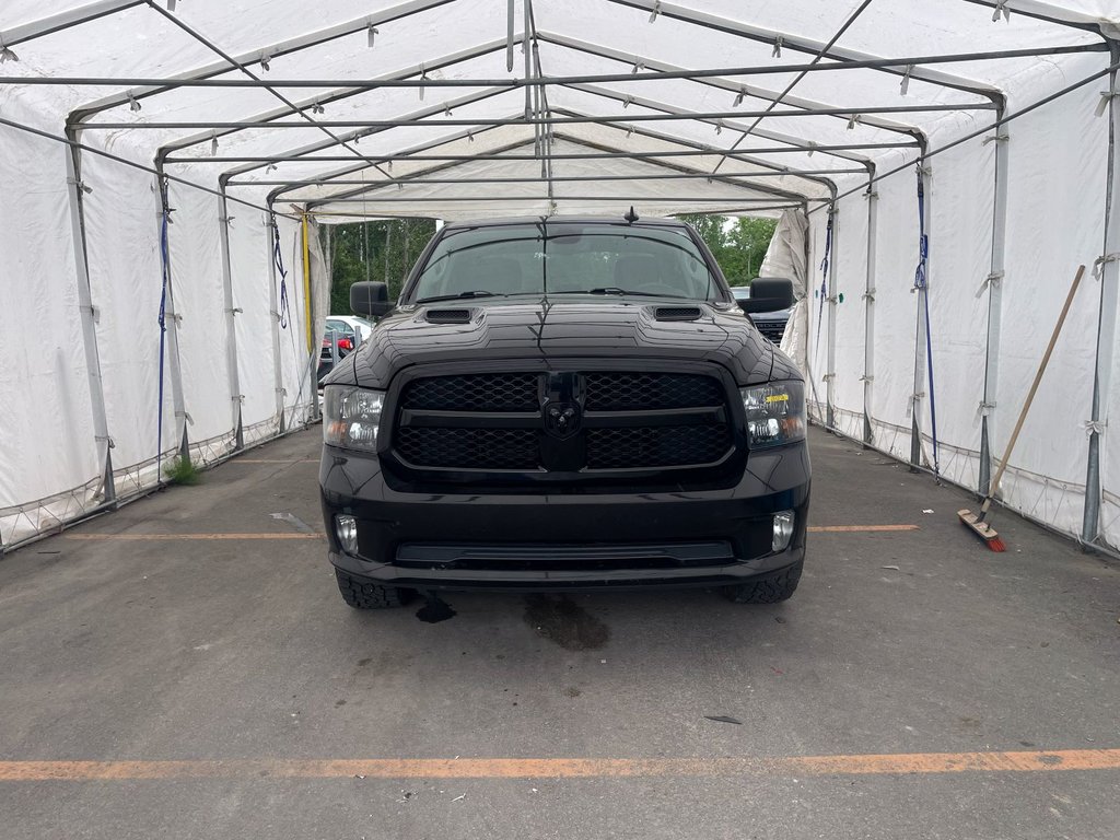 2021 Ram 1500 Classic in St-Jérôme, Quebec - 4 - w1024h768px