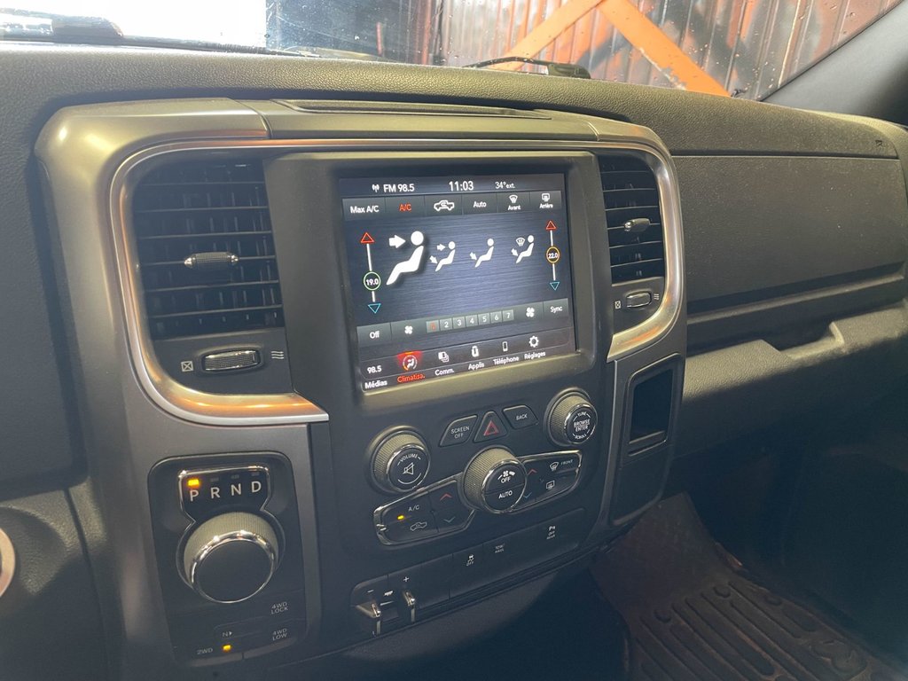 2021 Ram 1500 Classic in St-Jérôme, Quebec - 14 - w1024h768px