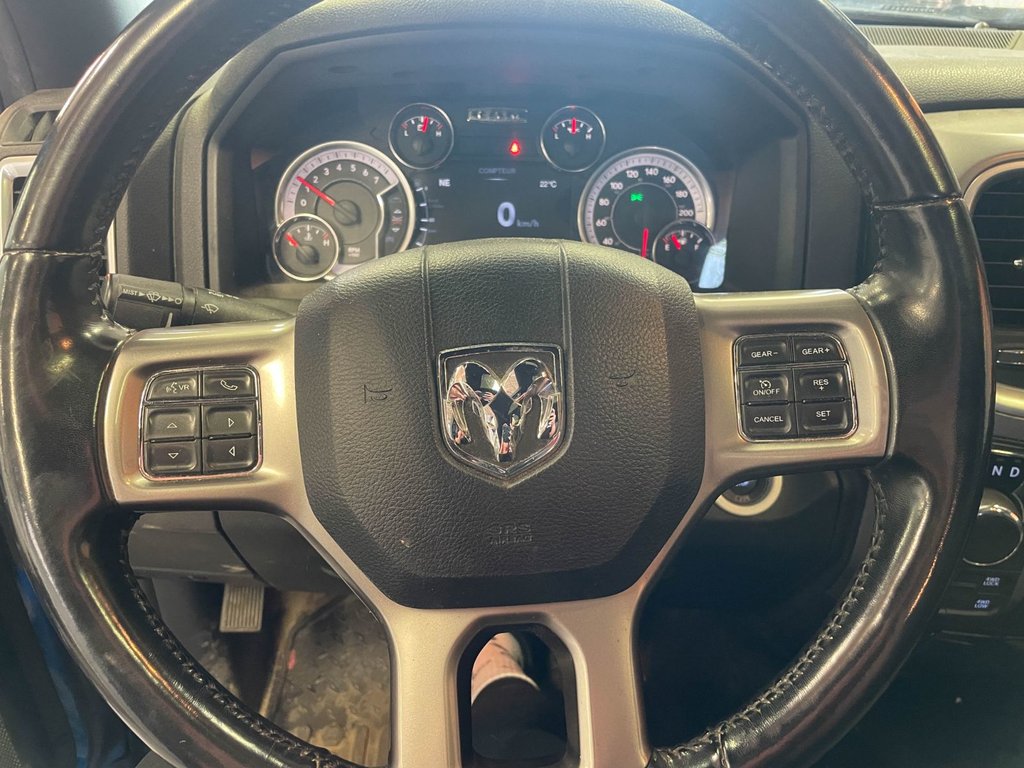 2022 Ram 1500 Classic in St-Jérôme, Quebec - 17 - w1024h768px