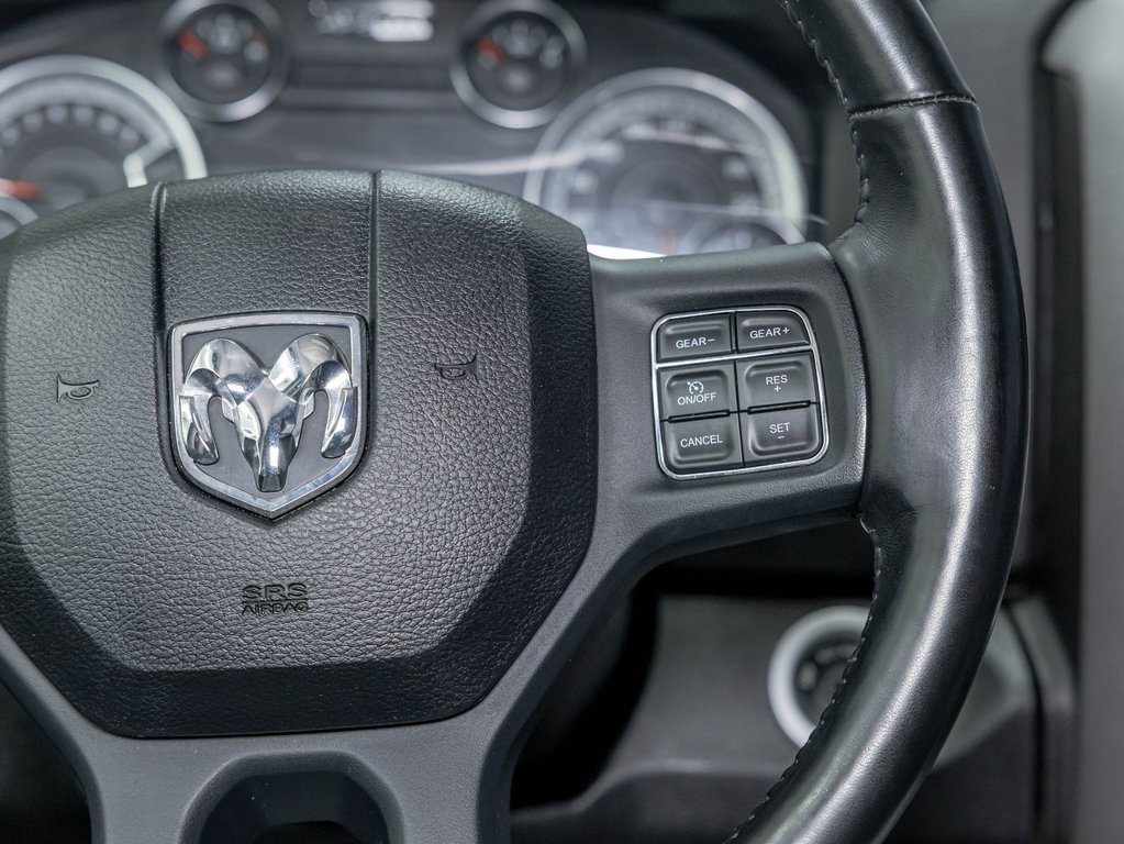2022 Ram 1500 Classic in St-Jérôme, Quebec - 16 - w1024h768px