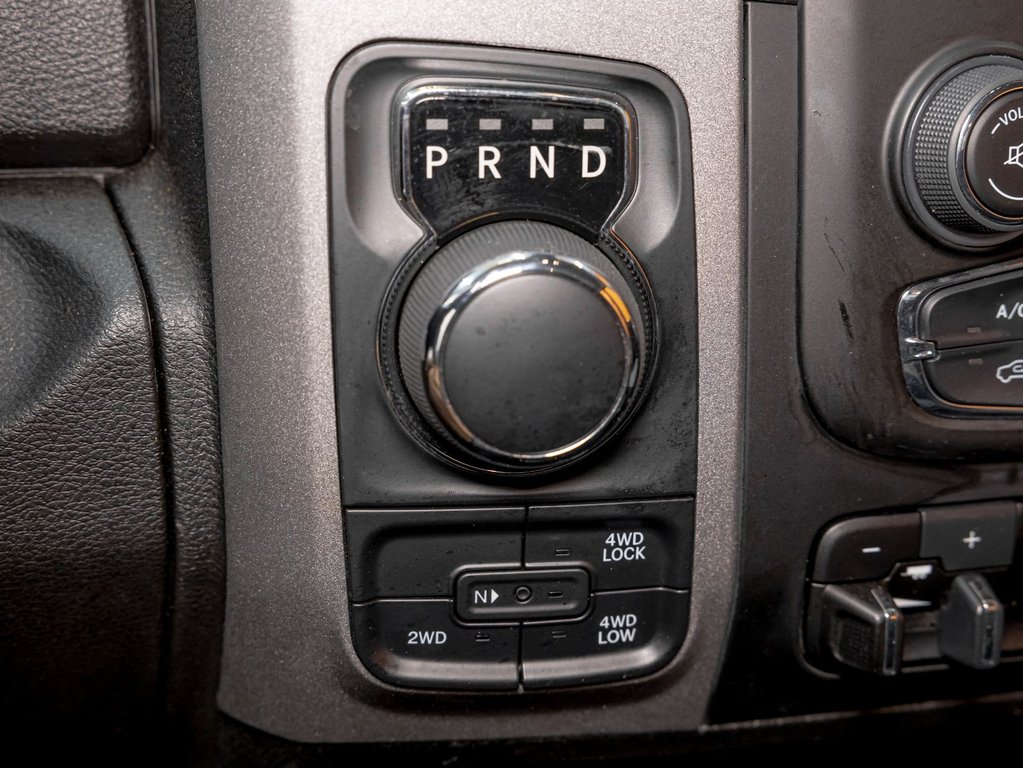 2023 Ram 1500 Classic in St-Jérôme, Quebec - 26 - w1024h768px