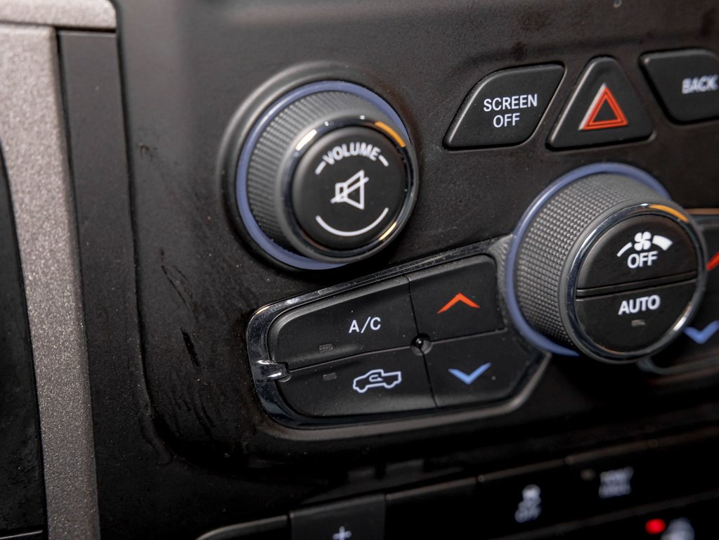 2023 Ram 1500 Classic in St-Jérôme, Quebec - 21 - w1024h768px