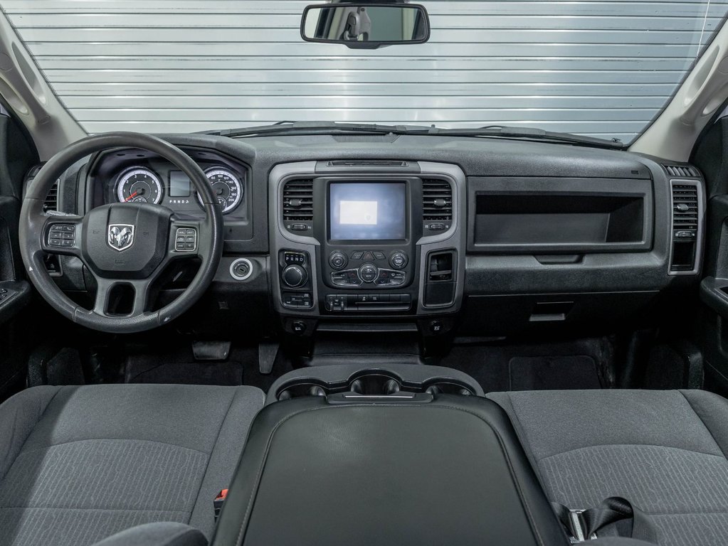 2023 Ram 1500 Classic in St-Jérôme, Quebec - 11 - w1024h768px