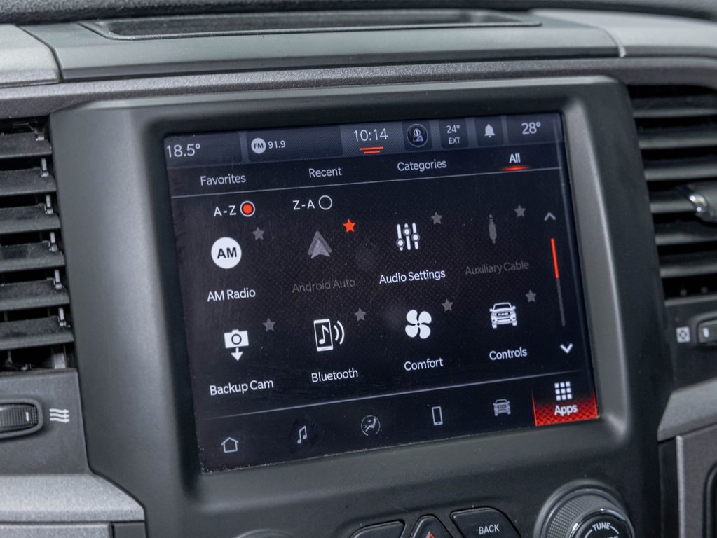 2023 Ram 1500 Classic in St-Jérôme, Quebec - 12 - w1024h768px