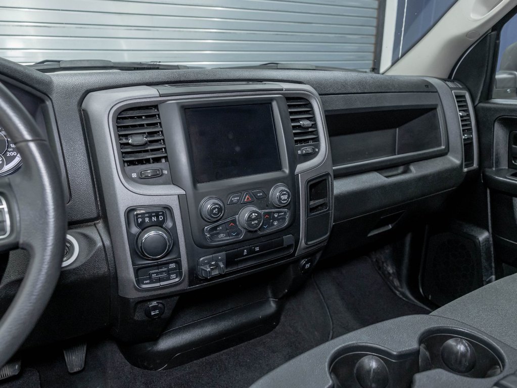 2023 Ram 1500 Classic in St-Jérôme, Quebec - 20 - w1024h768px