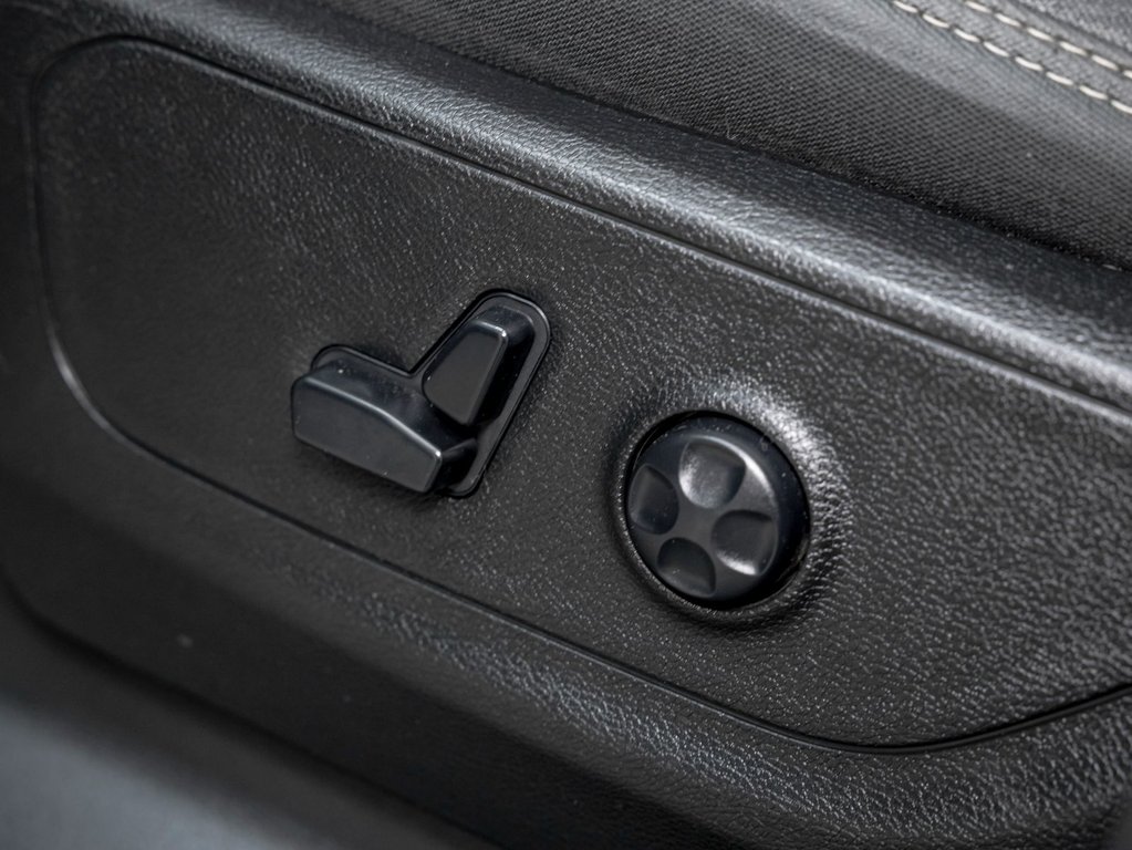 2020 Ram 1500 in St-Jérôme, Quebec - 24 - w1024h768px