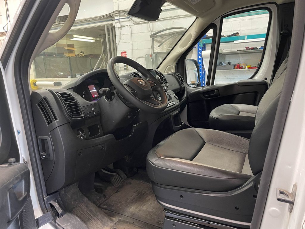 Ram ProMaster Cargo Van  2025 à St-Jérôme, Québec - 3 - w1024h768px