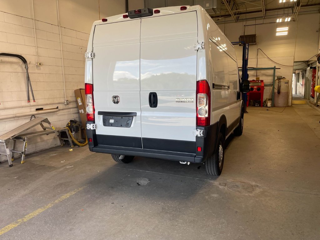 Ram ProMaster Cargo Van  2025 à St-Jérôme, Québec - 8 - w1024h768px