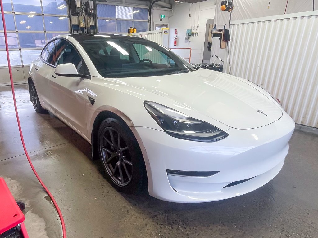 Tesla MODEL 3  2023 à St-Jérôme, Québec - 12 - w1024h768px