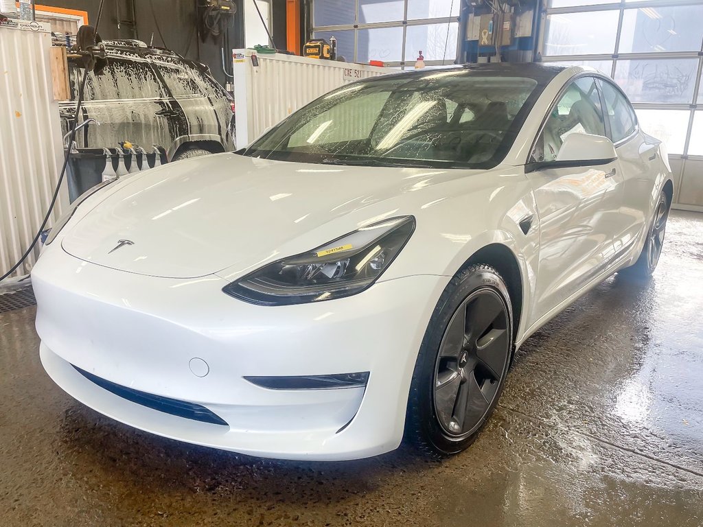 2023 Tesla MODEL 3 in St-Jérôme, Quebec - 1 - w1024h768px