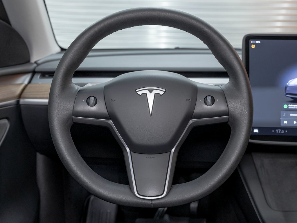 2024 Tesla Model Y in St-Jérôme, Quebec - 14 - w1024h768px