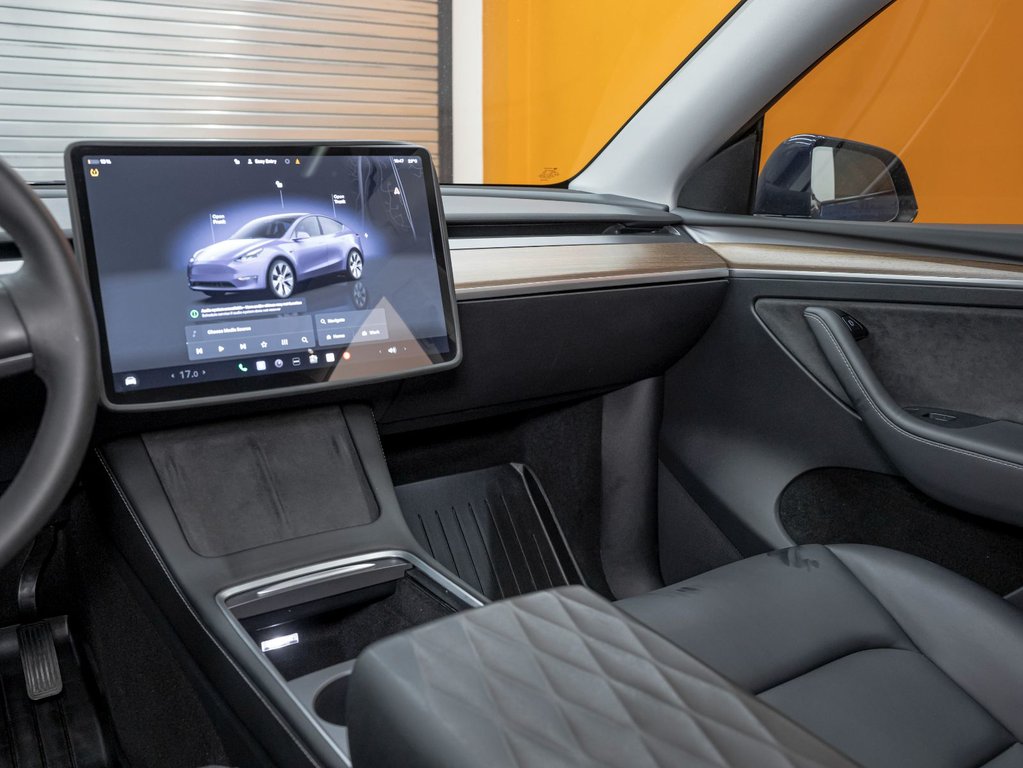 2024 Tesla Model Y in St-Jérôme, Quebec - 22 - w1024h768px