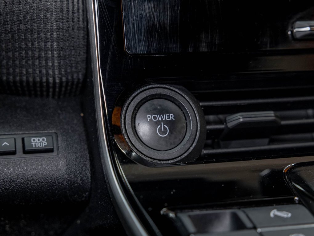 Toyota bZ4X  2023 à St-Jérôme, Québec - 26 - w1024h768px