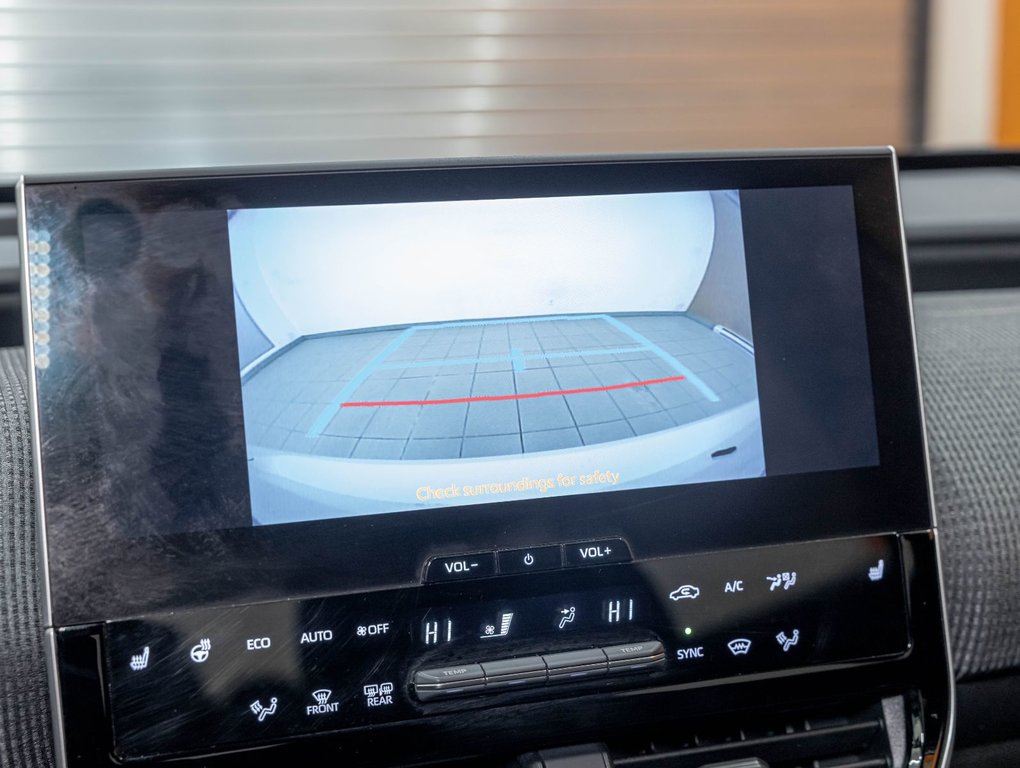 Toyota bZ4X  2023 à St-Jérôme, Québec - 18 - w1024h768px