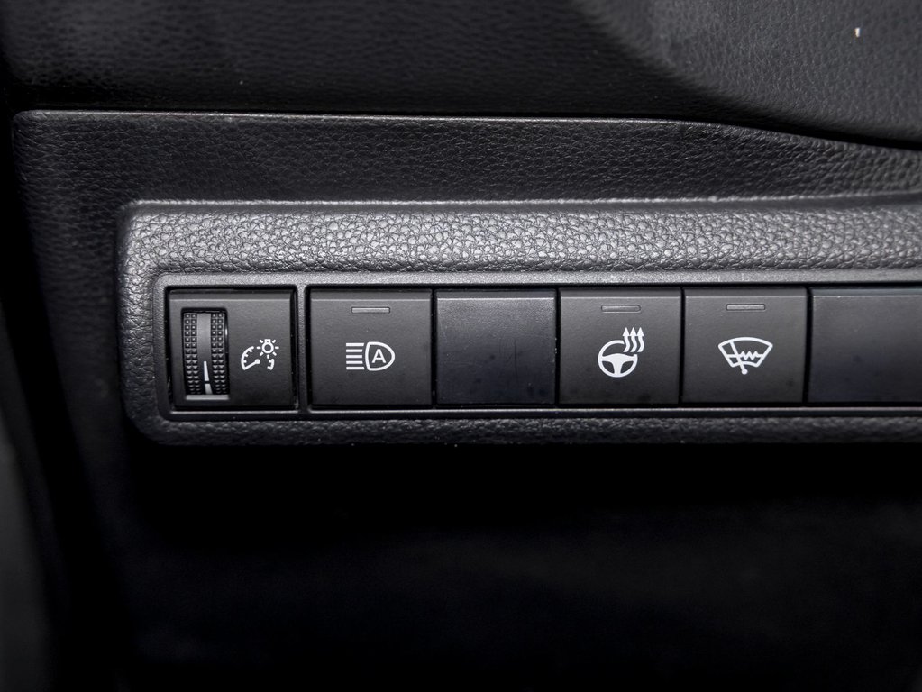 2019 Toyota Corolla in St-Jérôme, Quebec - 22 - w1024h768px