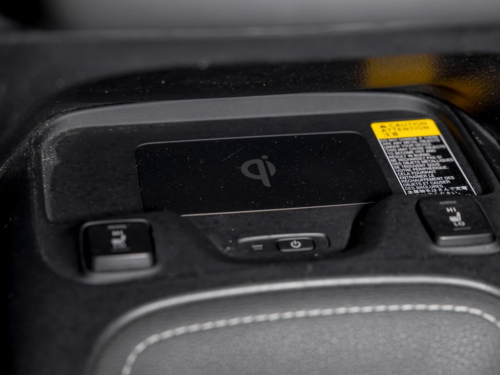 2019 Toyota Corolla in St-Jérôme, Quebec - 24 - w1024h768px