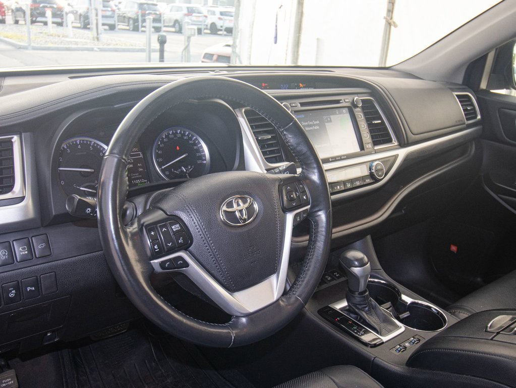 Toyota Highlander  2018 à St-Jérôme, Québec - 5 - w1024h768px