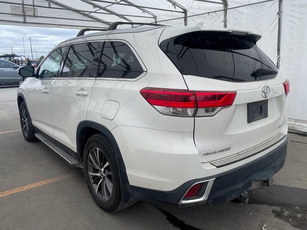 Toyota Highlander  2019 à St-Jérôme, Québec - 6 - w1024h768px