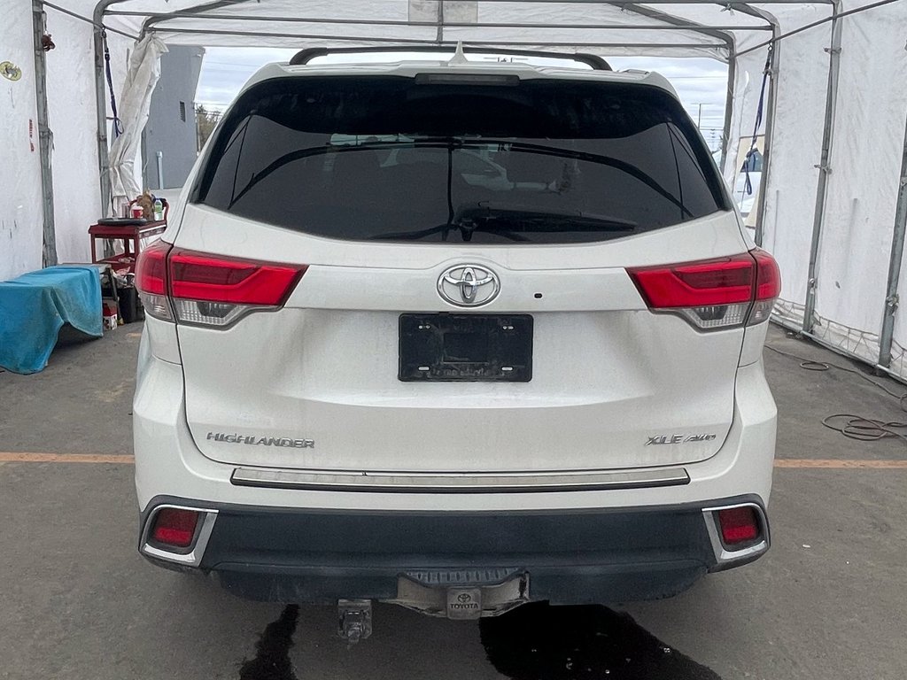 Toyota Highlander  2019 à St-Jérôme, Québec - 8 - w1024h768px