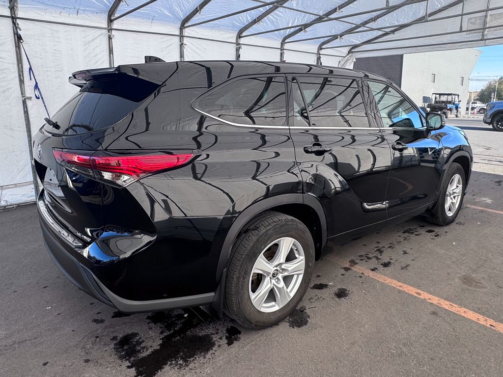 2020 Toyota Highlander in St-Jérôme, Quebec - 8 - w1024h768px