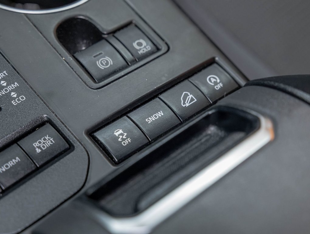 Toyota Highlander  2022 à St-Jérôme, Québec - 23 - w1024h768px