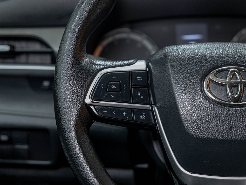 Toyota Highlander  2022 à St-Jérôme, Québec - 14 - w1024h768px