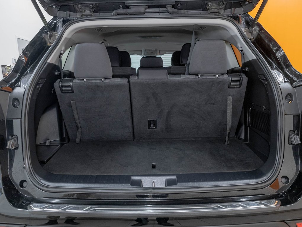 Toyota Highlander  2022 à St-Jérôme, Québec - 32 - w1024h768px