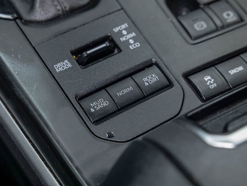 Toyota Highlander  2022 à St-Jérôme, Québec - 24 - w1024h768px