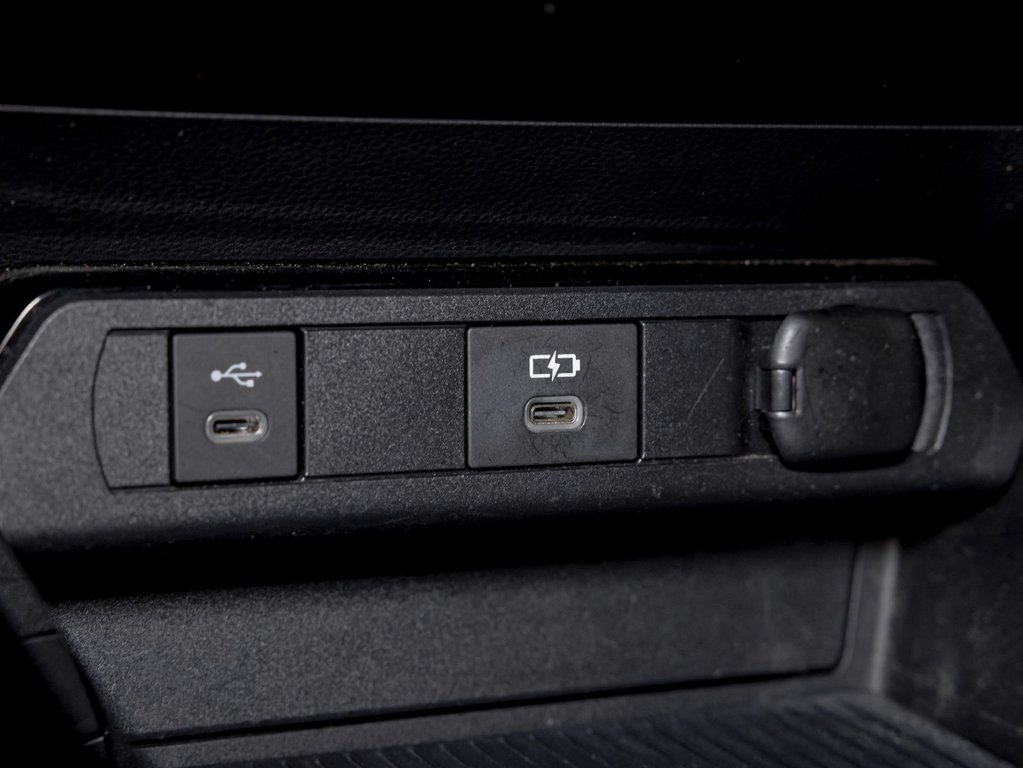 2023 Toyota Prius Prime in St-Jérôme, Quebec - 23 - w1024h768px