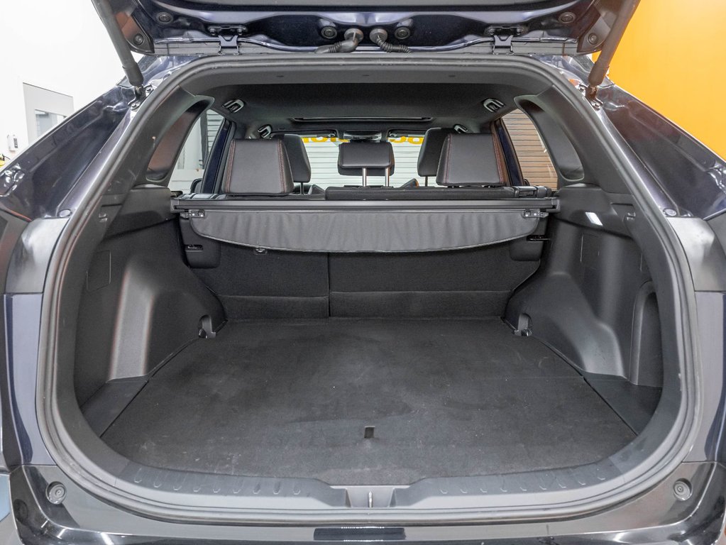 2025 Toyota RAV4 Plug-In Hybrid in St-Jérôme, Quebec - 31 - w1024h768px