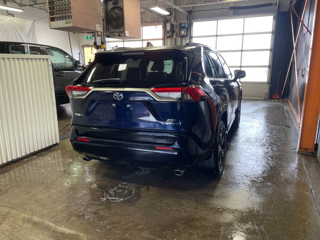 2025 Toyota RAV4 Plug-In Hybrid in St-Jérôme, Quebec - 9 - w1024h768px