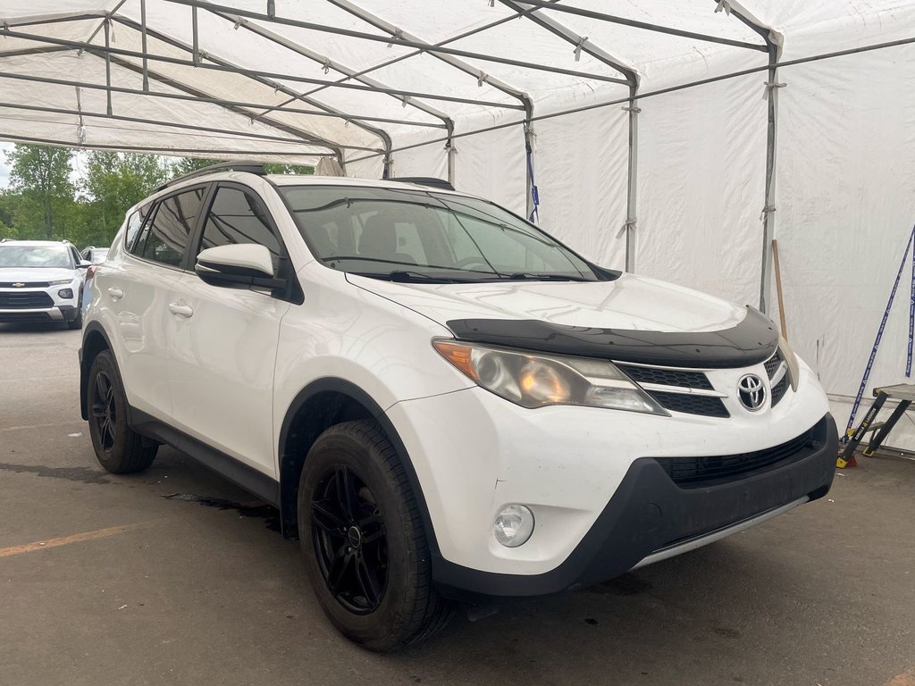 2015 Toyota RAV4 in St-Jérôme, Quebec - 10 - w1024h768px