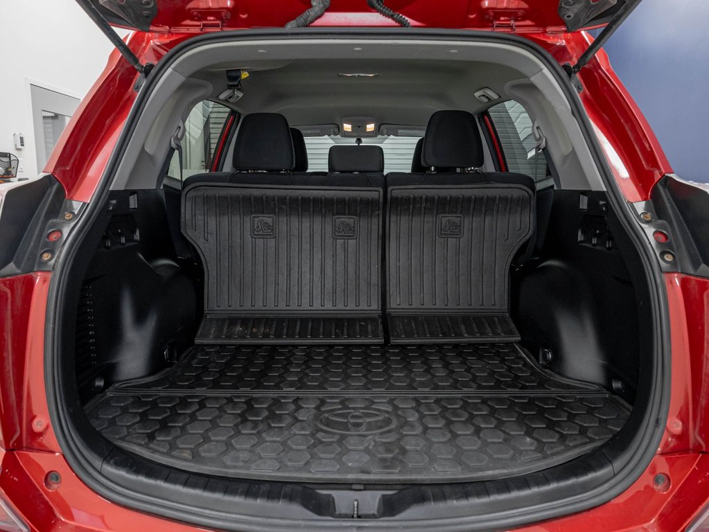 Toyota RAV4  2016 à St-Jérôme, Québec - 24 - w1024h768px