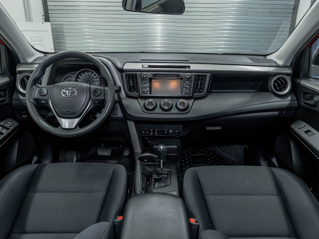 Toyota RAV4  2016 à St-Jérôme, Québec - 11 - w1024h768px