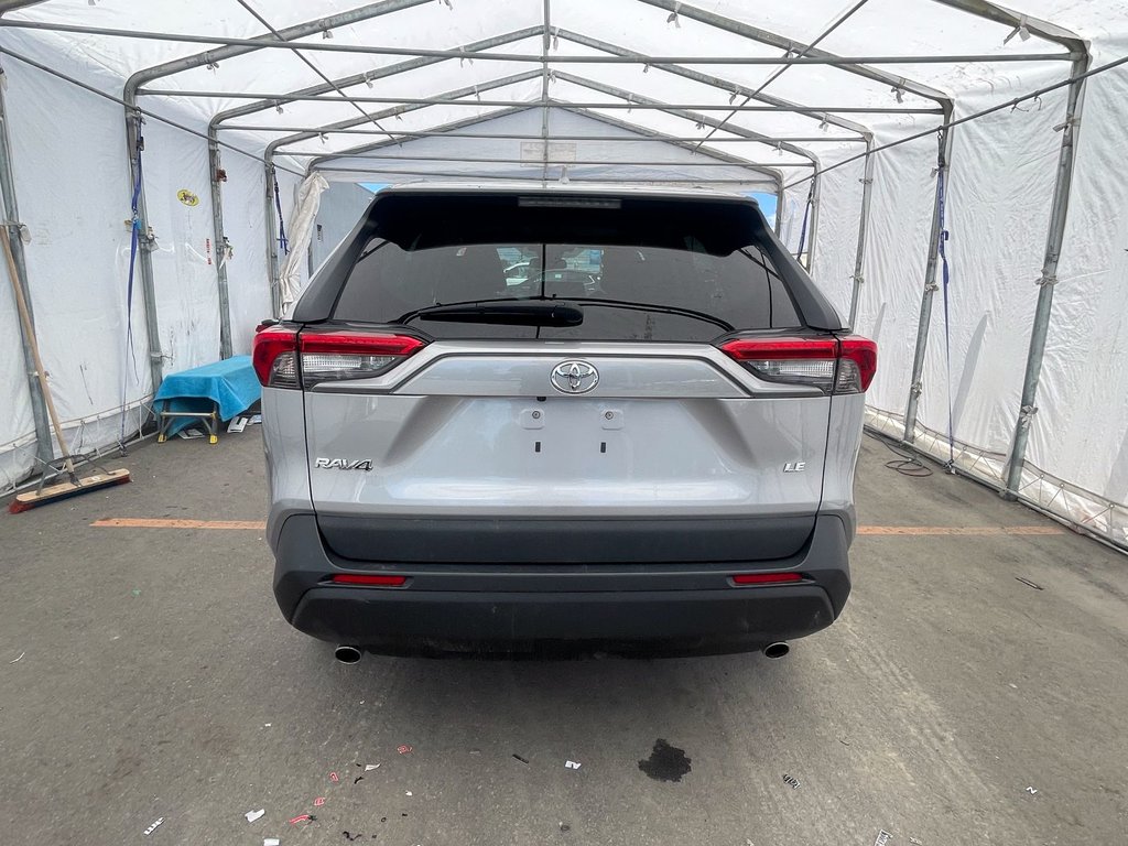 Toyota RAV4  2020 à St-Jérôme, Québec - 6 - w1024h768px