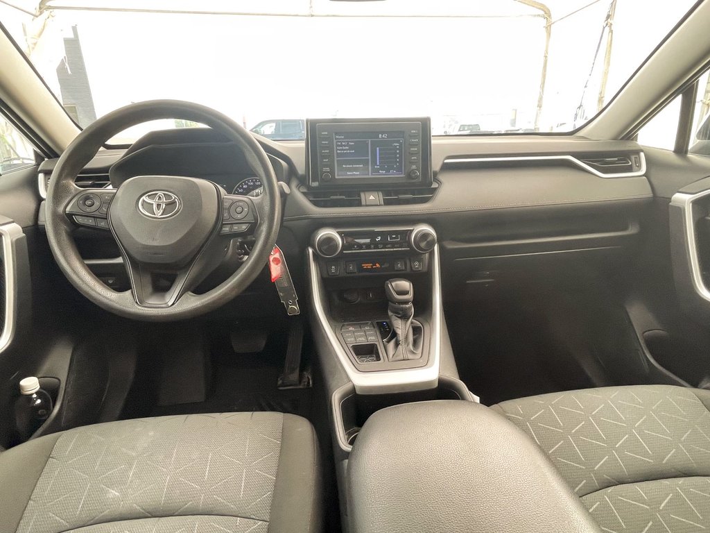Toyota RAV4  2022 à St-Jérôme, Québec - 10 - w1024h768px