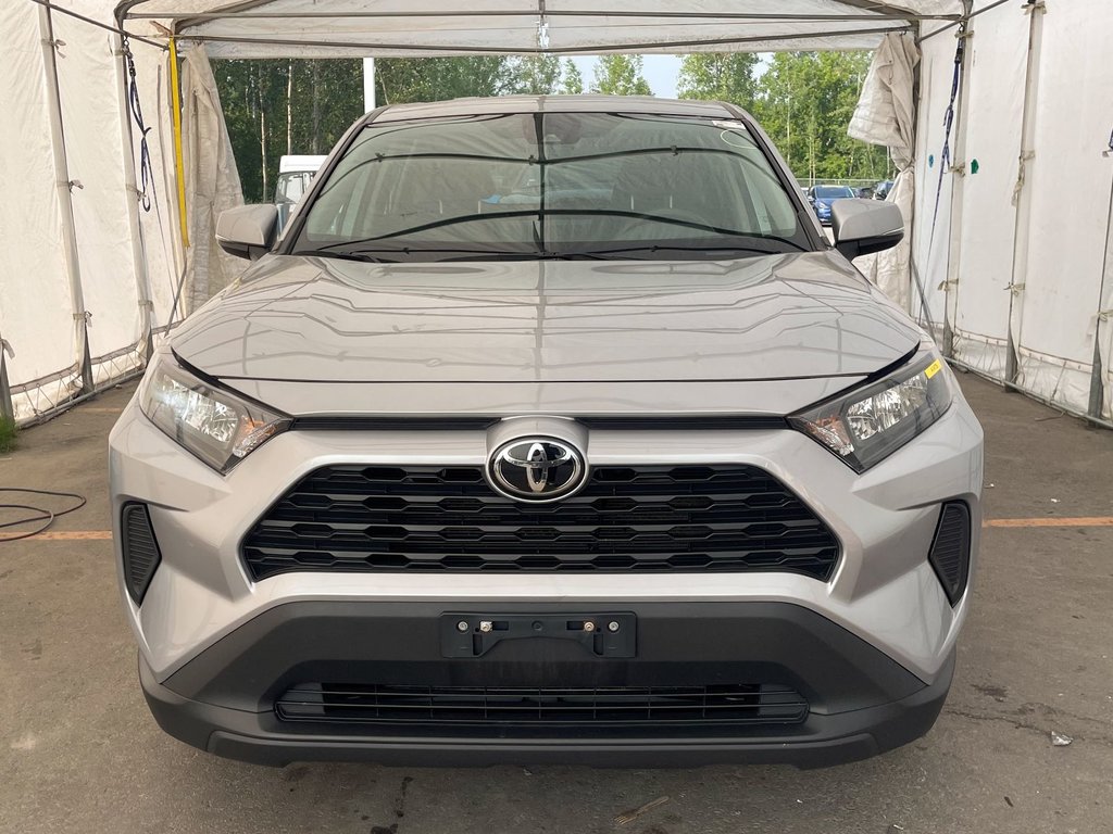 Toyota RAV4  2022 à St-Jérôme, Québec - 4 - w1024h768px