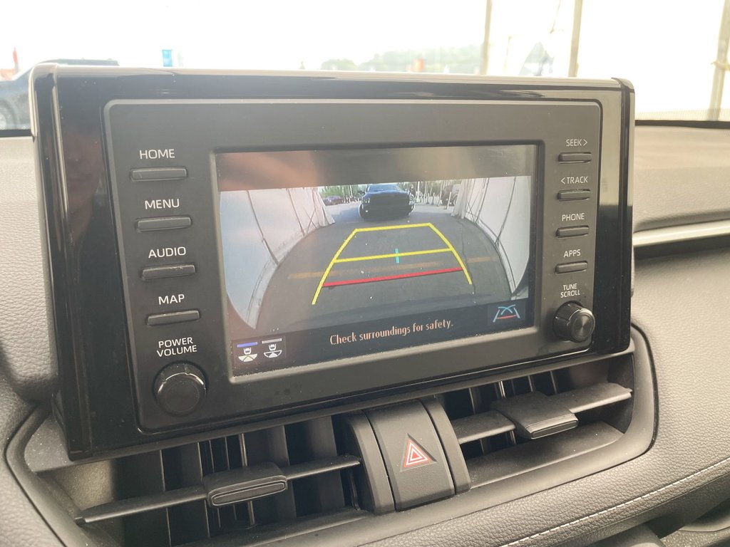 Toyota RAV4  2022 à St-Jérôme, Québec - 13 - w1024h768px