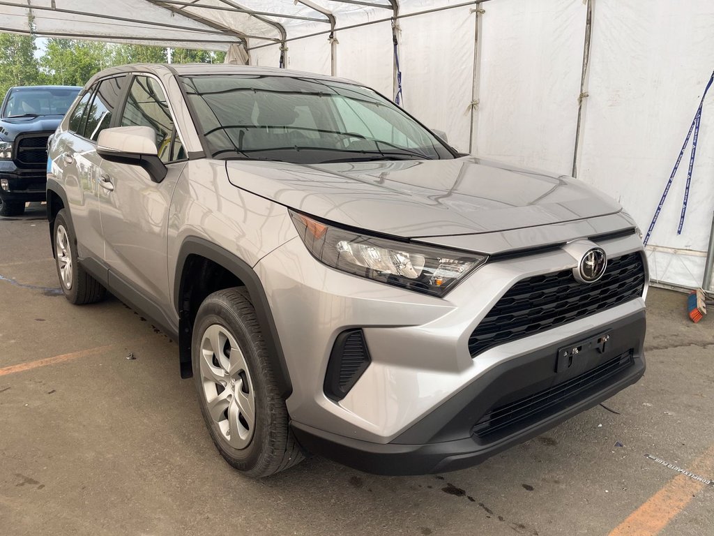 Toyota RAV4  2022 à St-Jérôme, Québec - 9 - w1024h768px