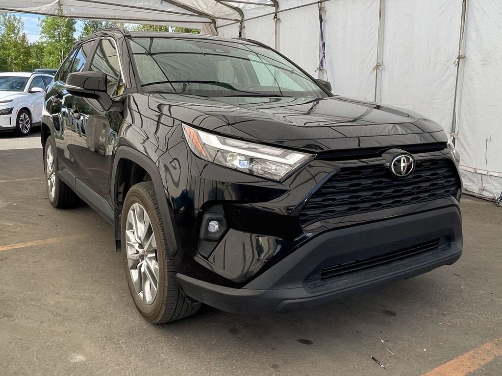 2024 Toyota RAV4 in St-Jérôme, Quebec - 1 - w1024h768px