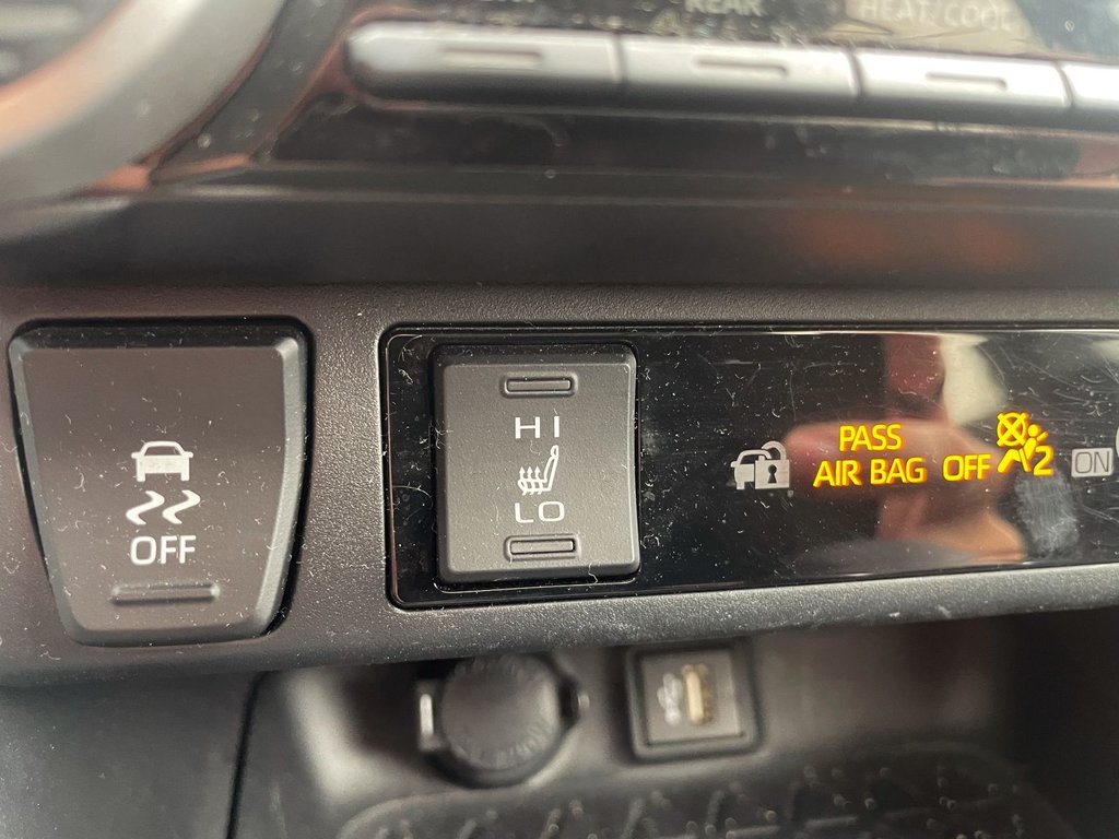 2024 Toyota RAV4 in St-Jérôme, Quebec - 12 - w1024h768px