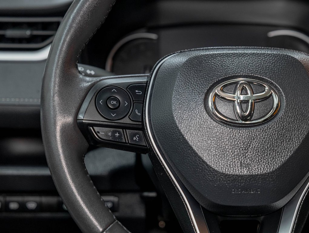 Toyota RAV4  2025 à St-Jérôme, Québec - 15 - w1024h768px