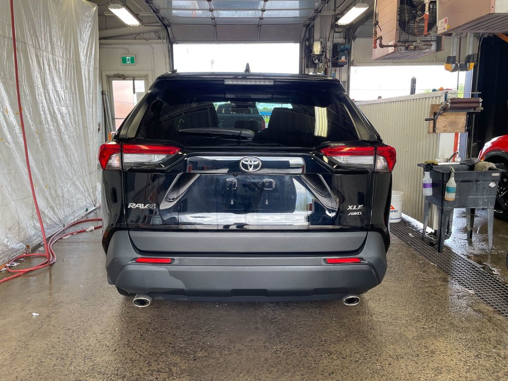 2025 Toyota RAV4 in St-Jérôme, Quebec - 8 - w1024h768px