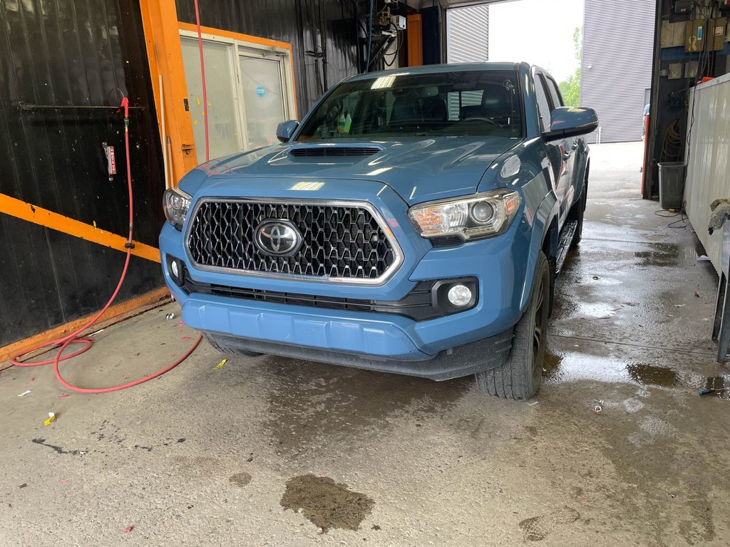 Toyota Tacoma  2019 à St-Jérôme, Québec - 1 - w1024h768px