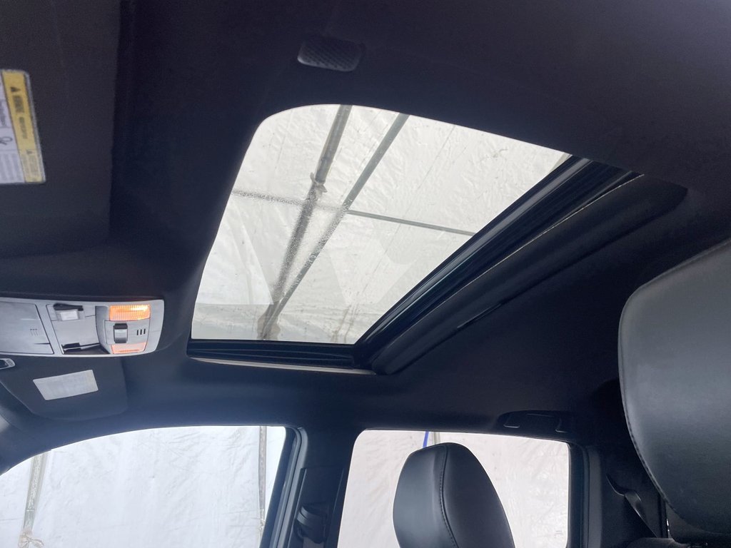 2021 Toyota Tacoma in St-Jérôme, Quebec - 3 - w1024h768px